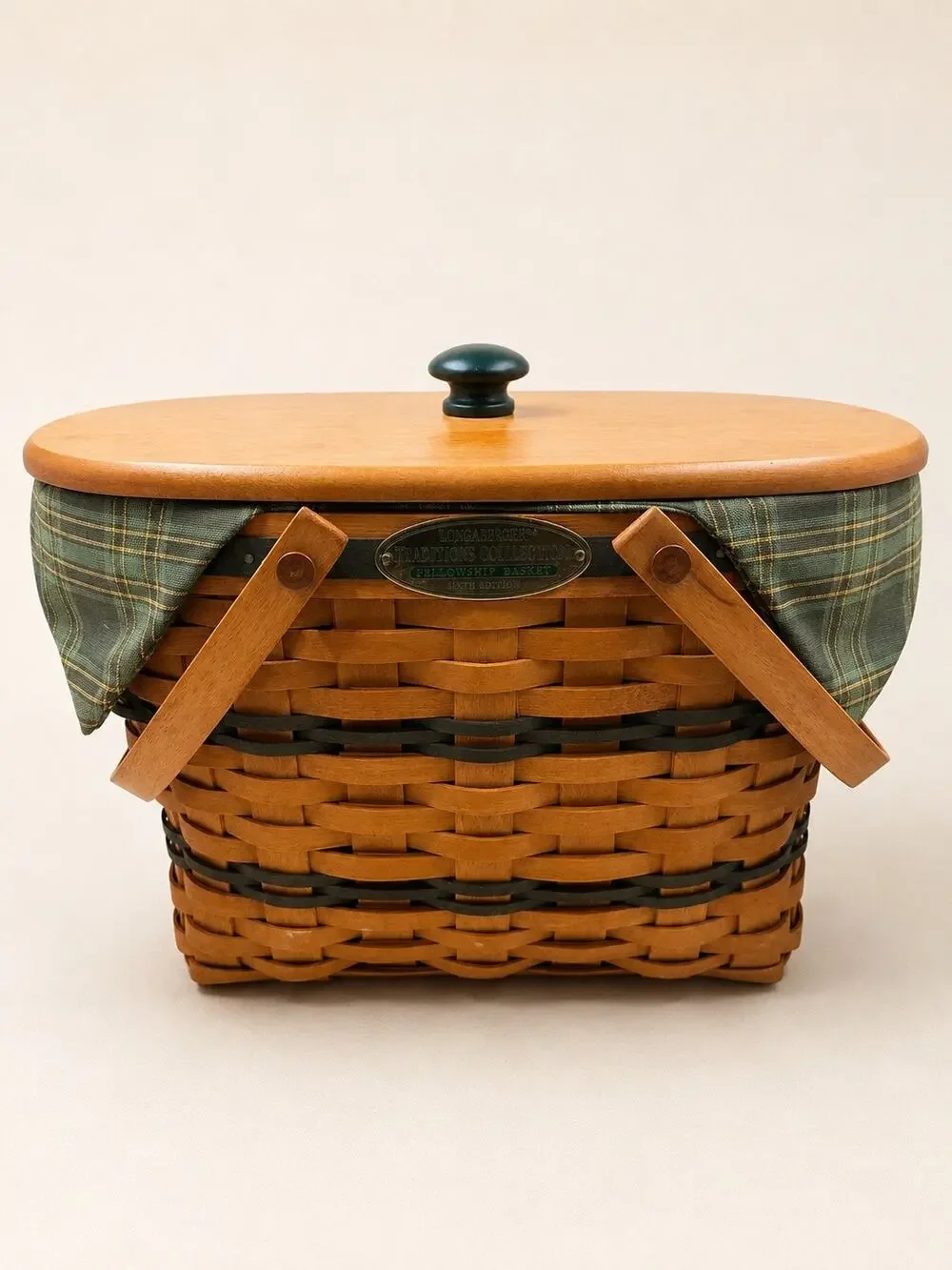 1997 Longaberger Traditions Collection Fellowship Basket – Sixth Edition